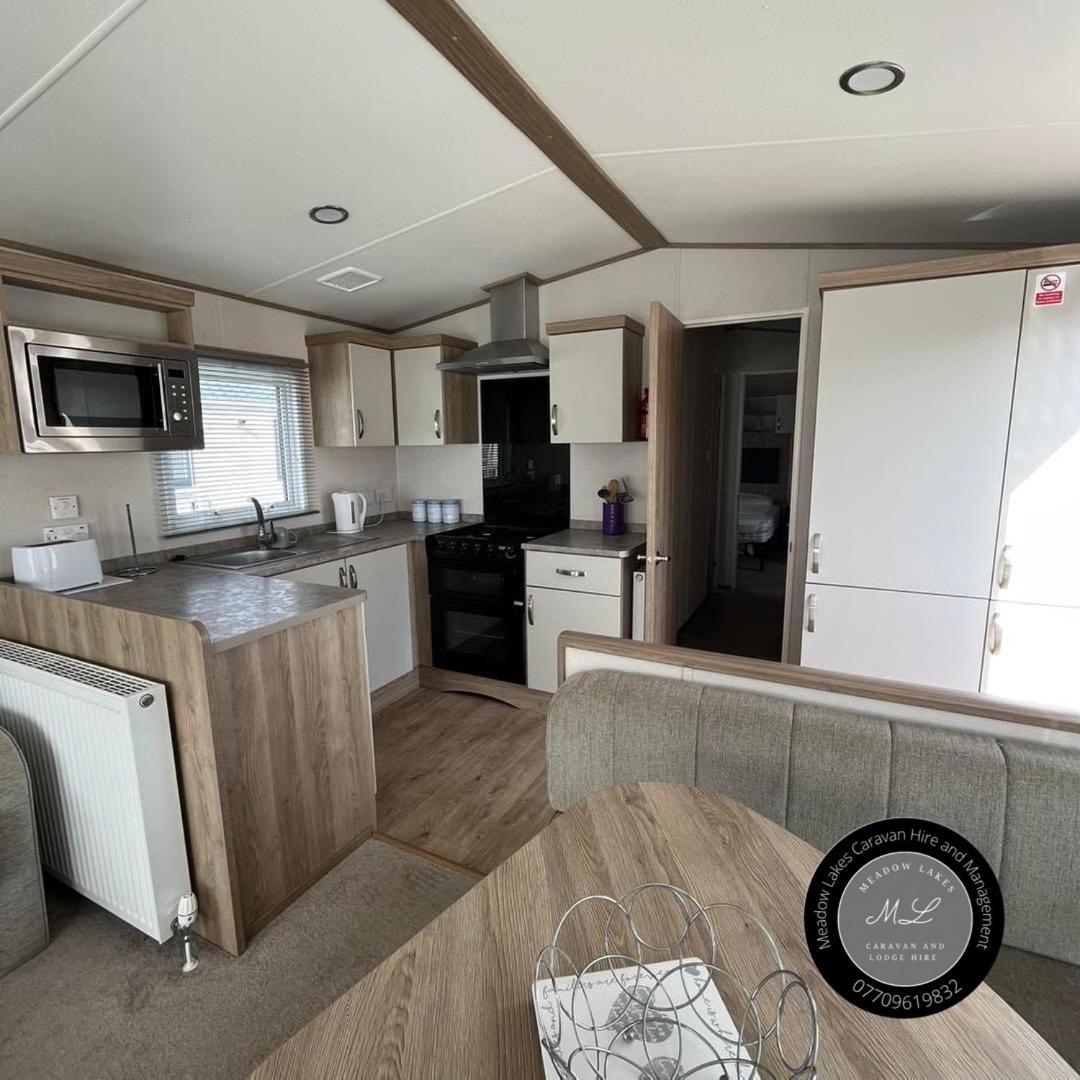 Palm Grove 182 - Pet Friendly, Wifi, Close To Beach And Clubhouse - Golden Palm Resort - Meadow Lakes Caravan & Lodge Hire Скегнесс Экстерьер фото
